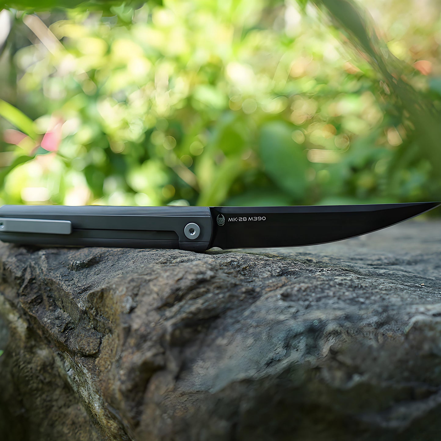 “墨” (MK-28(DLC) M390 Blade Semi-Integral Titanium Front Flipper Design By Tiguass