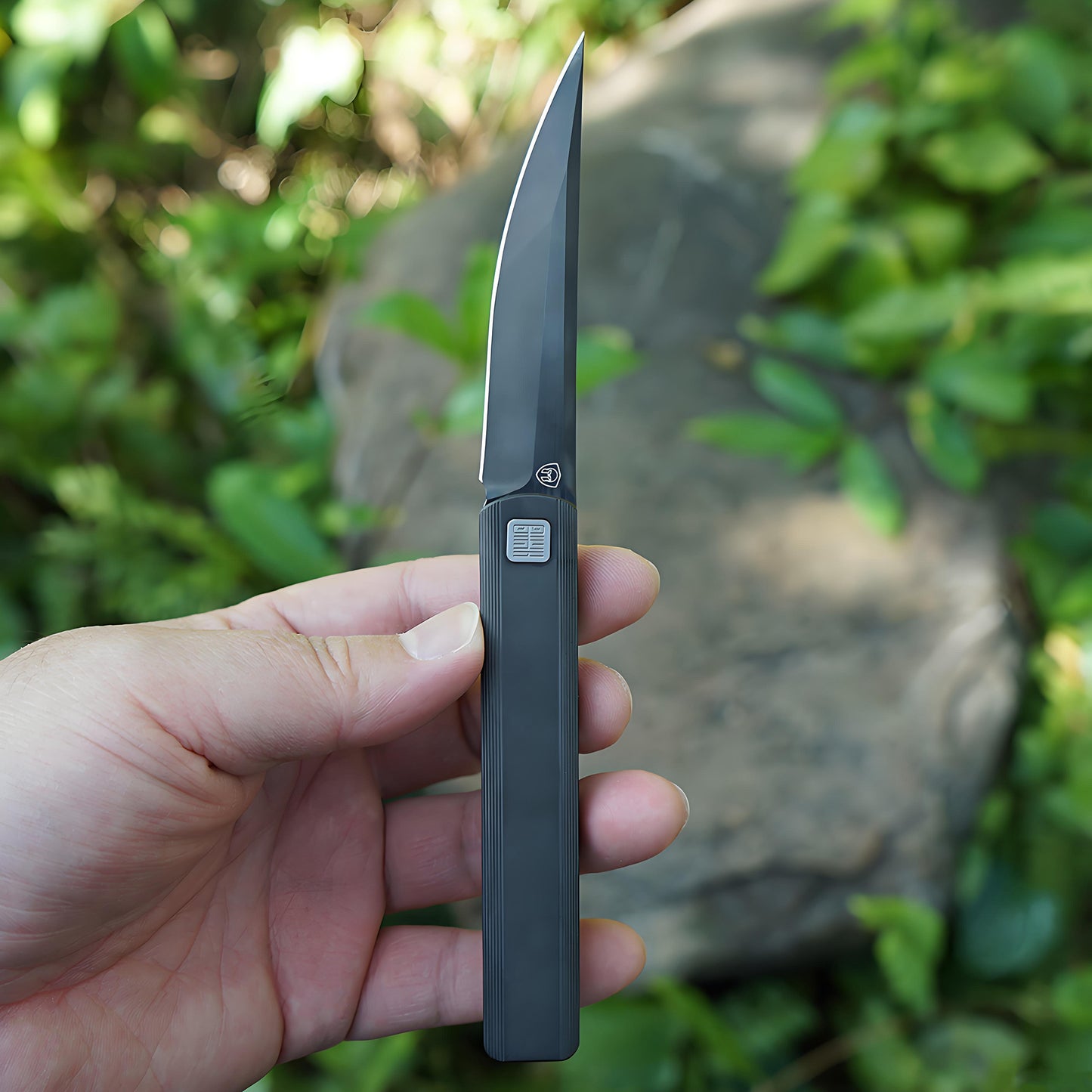 “墨” (MK-28(DLC) M390 Blade Semi-Integral Titanium Front Flipper Design By Tiguass