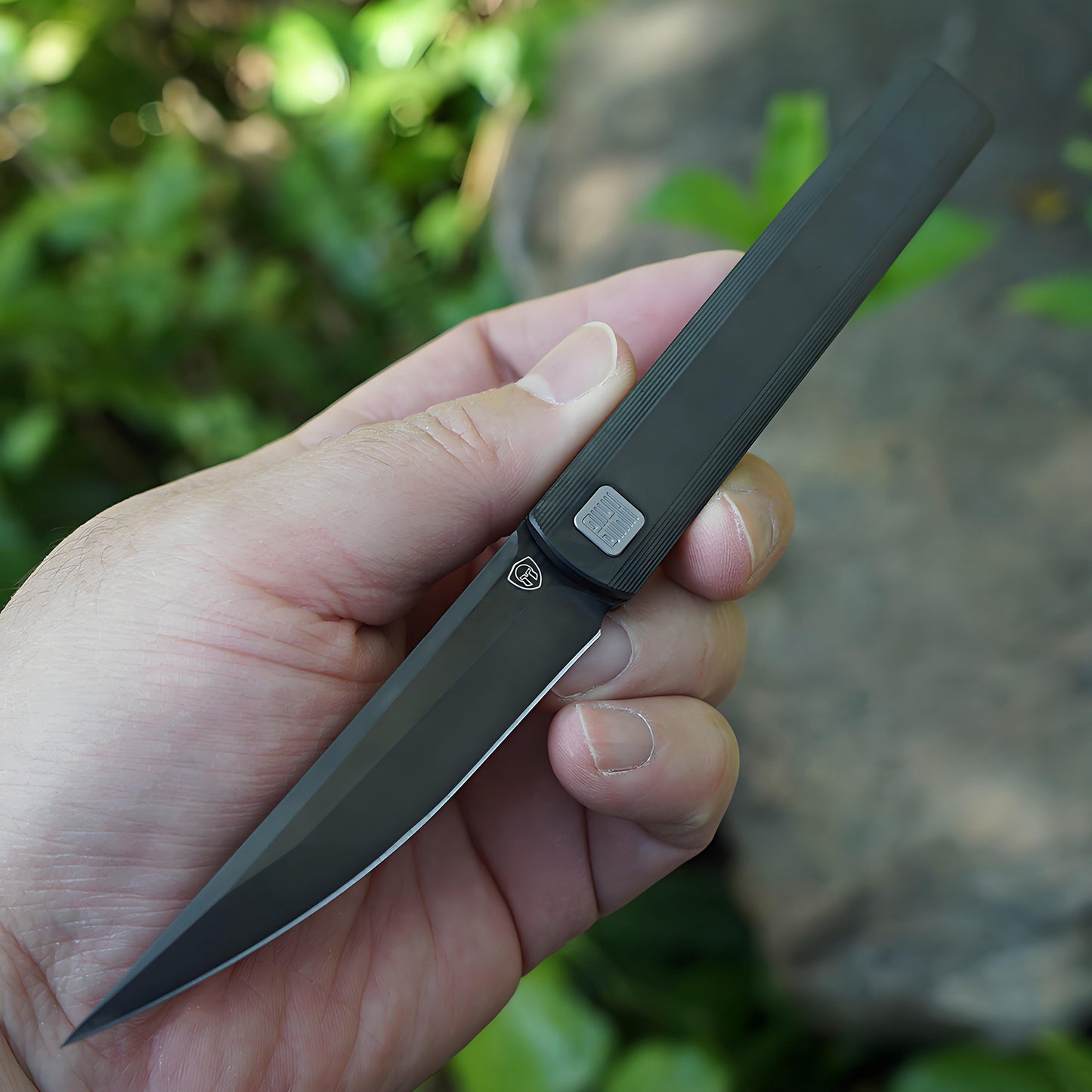 “墨” (MK-28(DLC) M390 Blade Semi-Integral Titanium Front Flipper Design By Tiguass