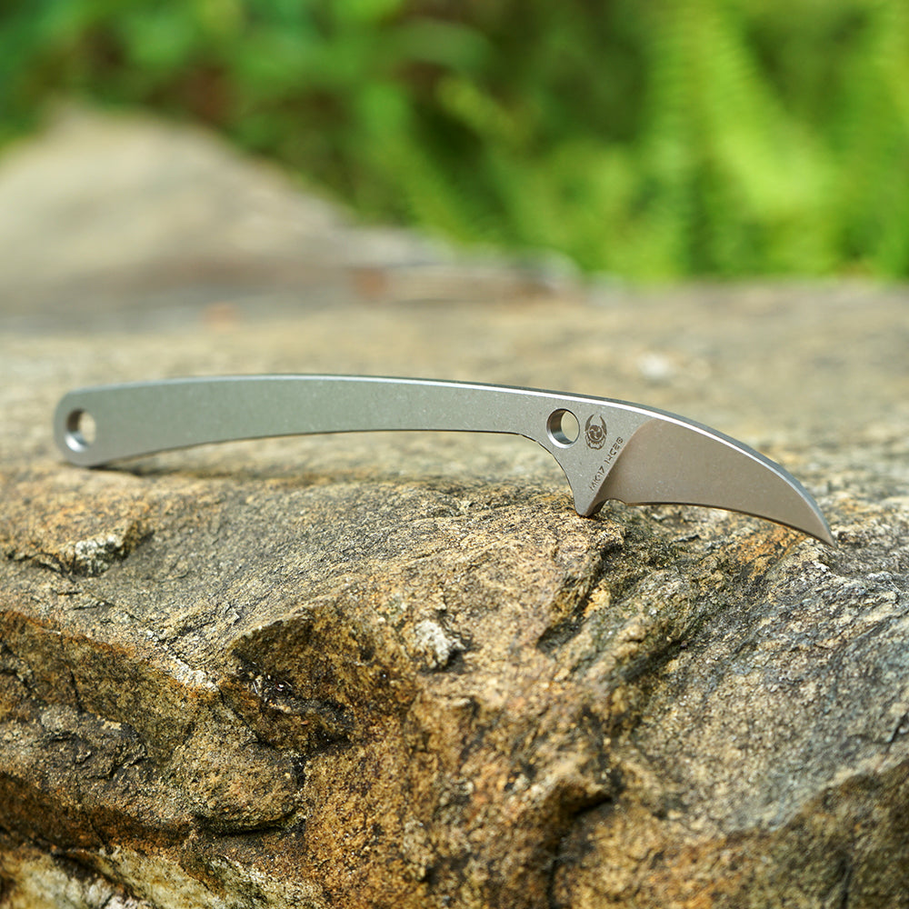 MK-17 14C28N/M390 Steel Mini Claw Knife Stone Washing/DLC